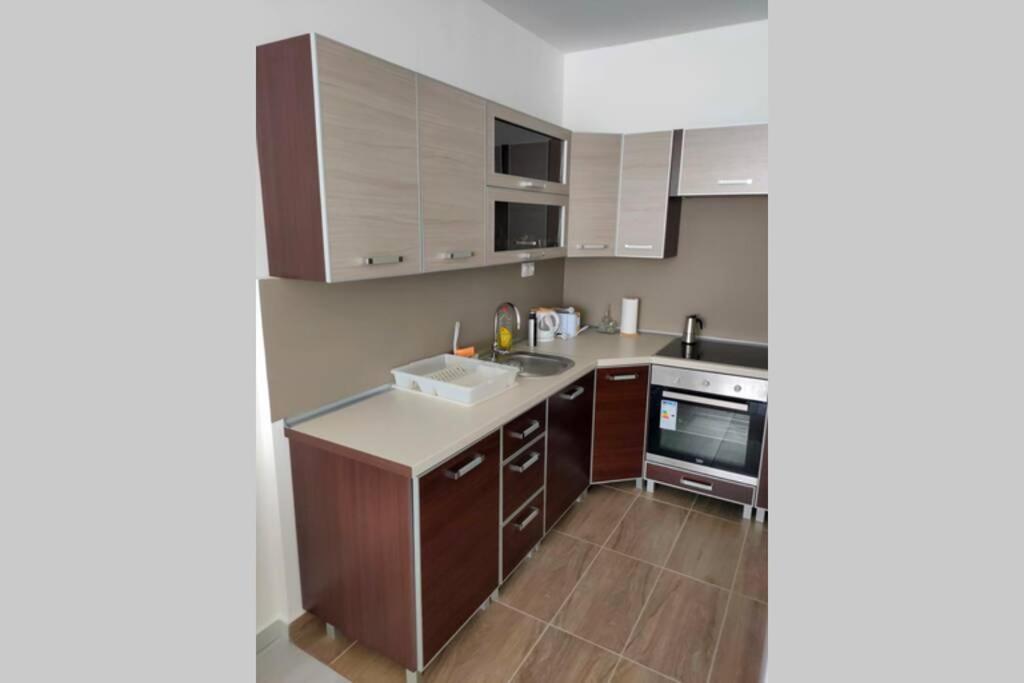 Plaza Apartman - City Center, Free Parking, Free Wifi Debrecen Bagian luar foto